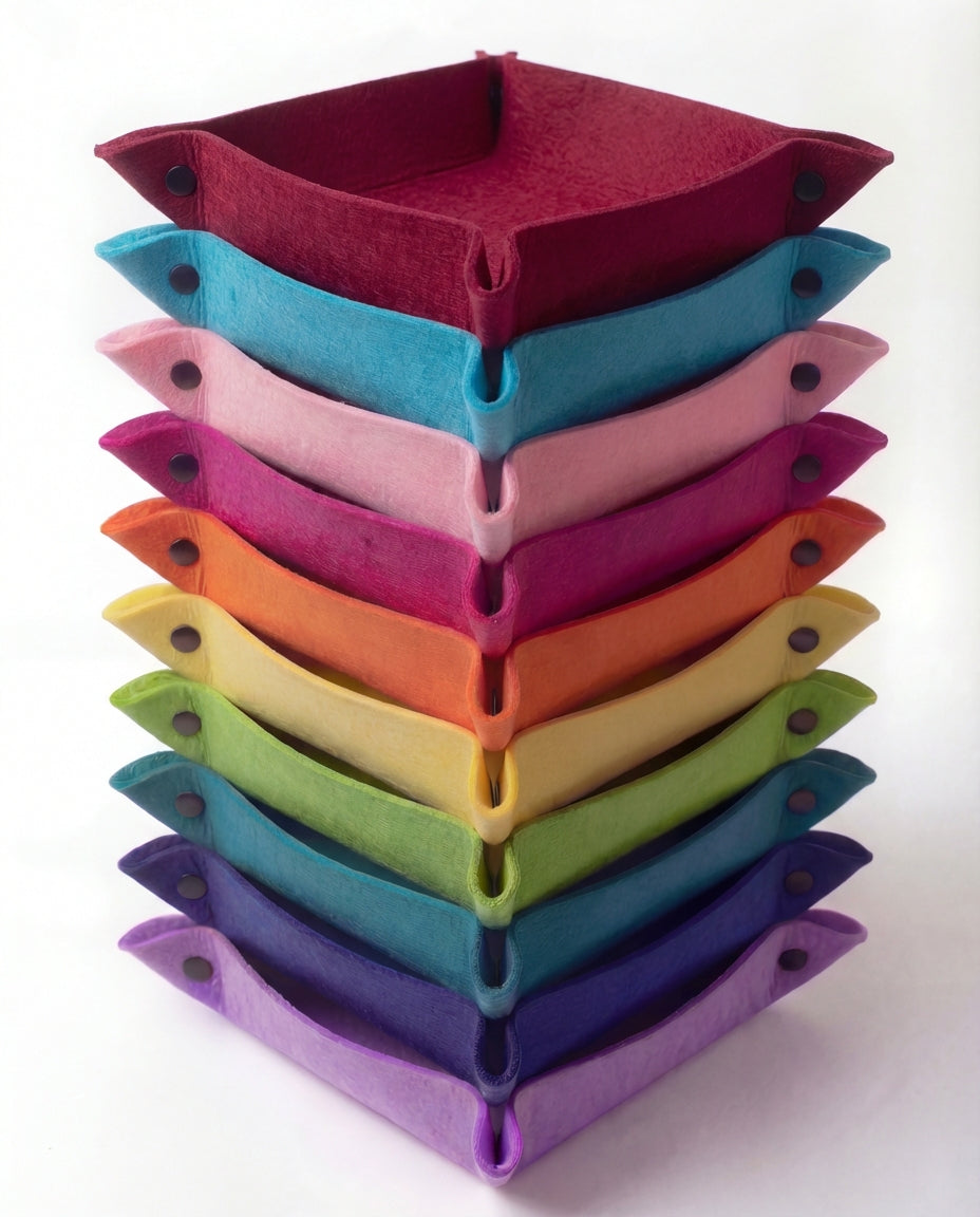 Set expert de 10 plateaux de tri pour puzzle en feutre, présentant une tour complète de nuances chromatiques, conçu pour l'organisation méthodique des puzzles de 2000 à 3000 pièces.